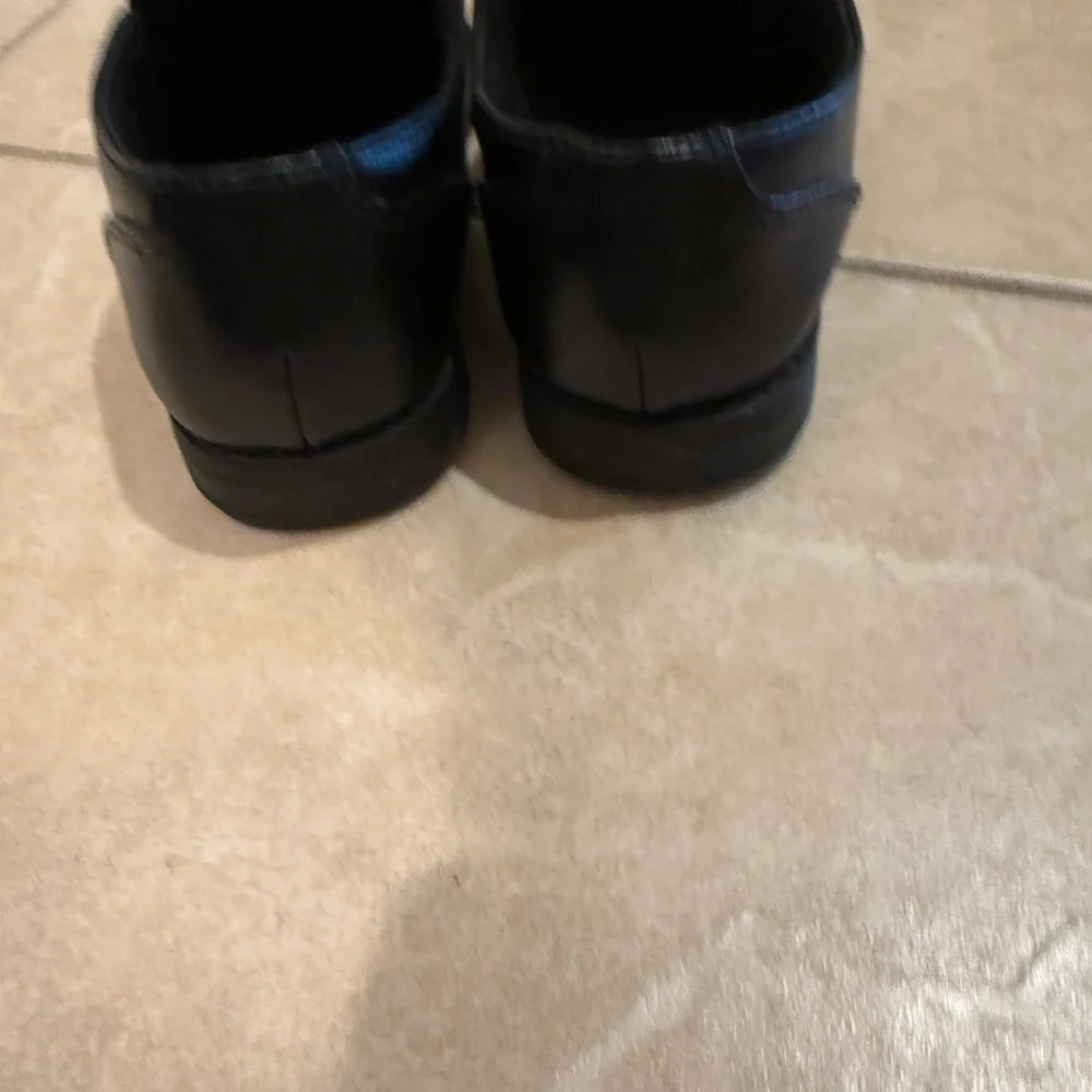 Sonoma Black Slip-On Square-Toe Loafers boys sz  6 used